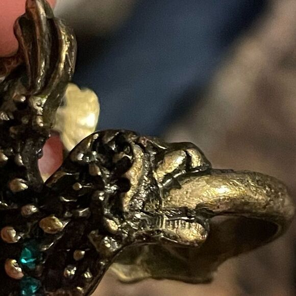 Frog Toad Ring brass with Gem Accents - Picture 4 of 6